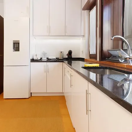 Casa De Santo Antonio *